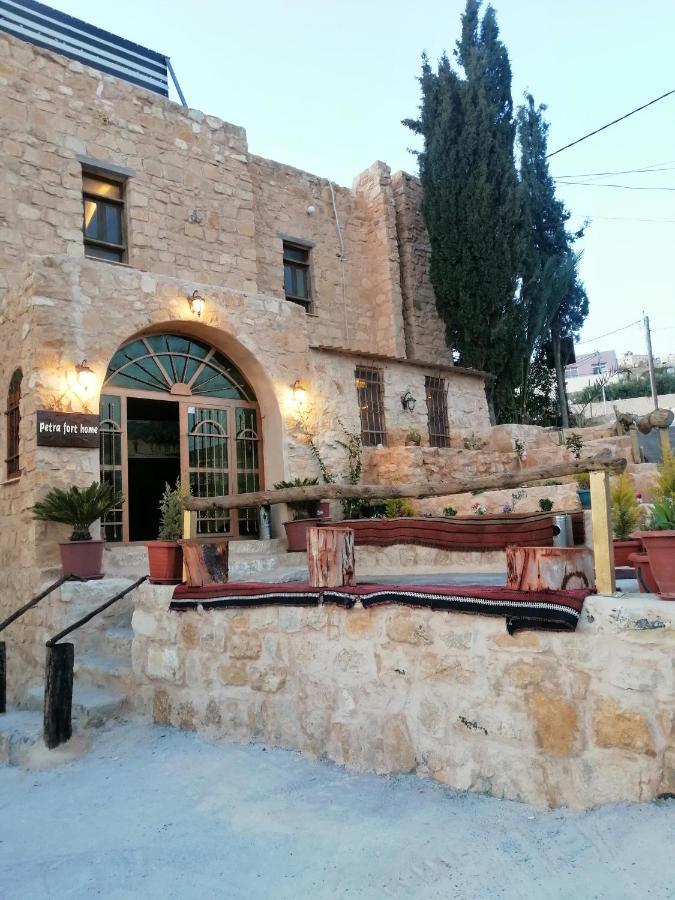 Petra Fort Hotel Wadi Musa Exterior photo